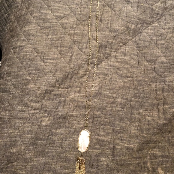 Kendra Scott Necklace - Picture 2 of 2